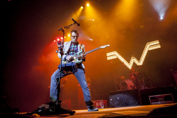 Weezer Tickets